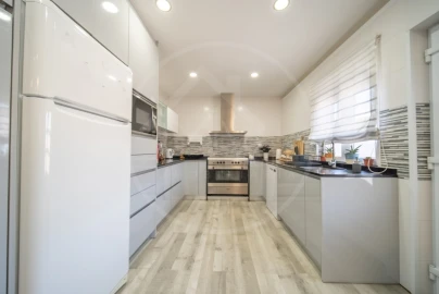 Moradia T3 para Venda em Tresminas