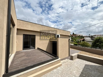 Moradia T2 para Venda em Lemenhe, Mouquim e Jesufrei
