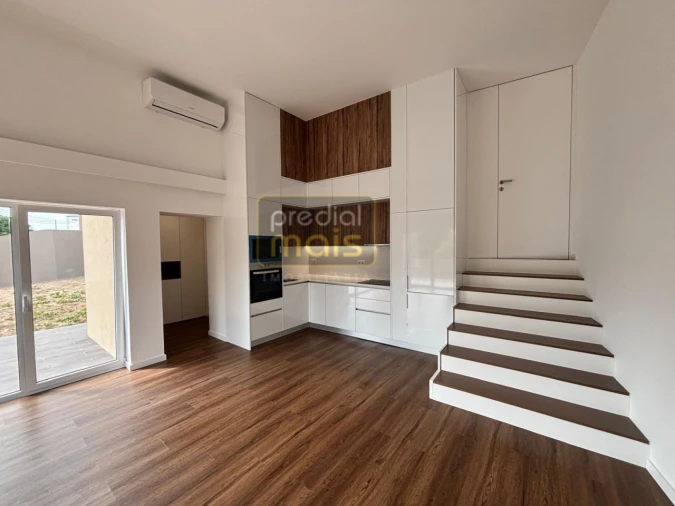 Moradia T2 para Venda em Lemenhe, Mouquim e Jesufrei Foto 9
