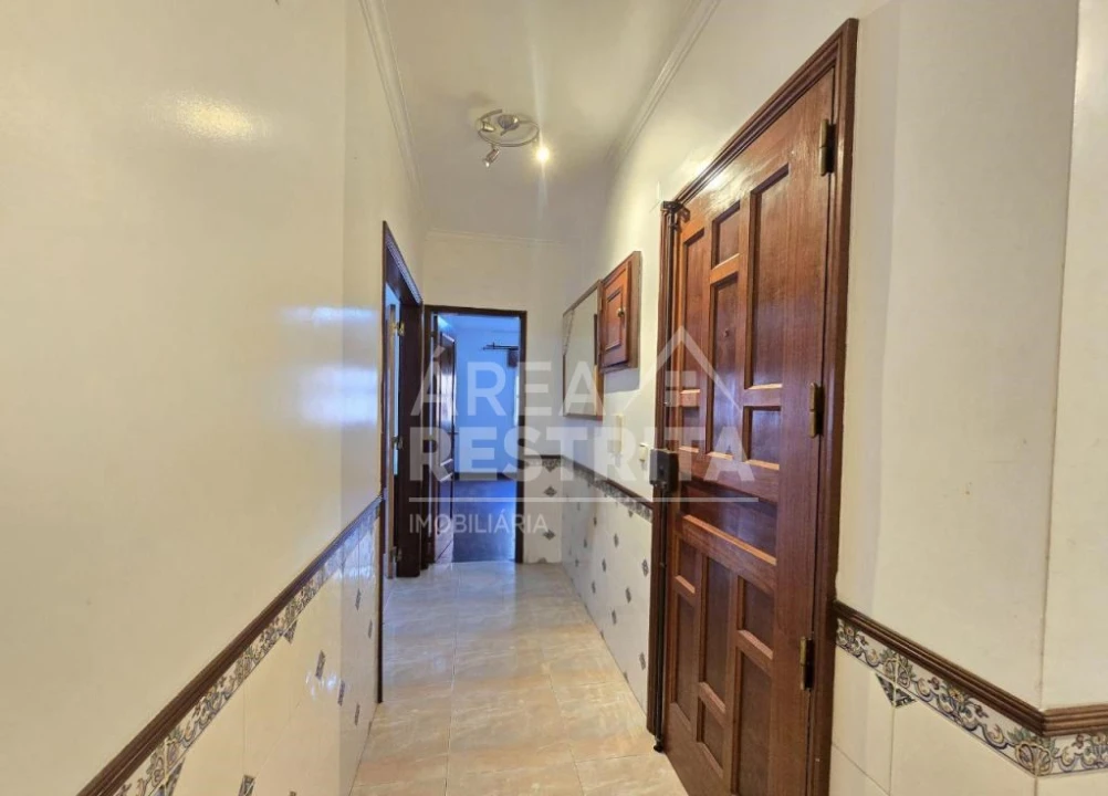 Apartamento T2 para Venda em Algueirão-Mem Martins Foto 10