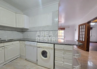 Apartamento T2 para Venda em Algueirão-Mem Martins