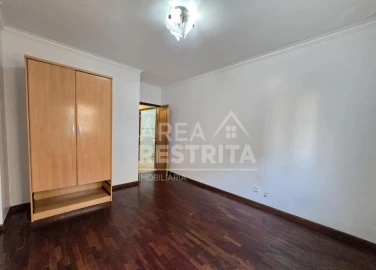 Apartamento T2 para Venda em Algueirão-Mem Martins
