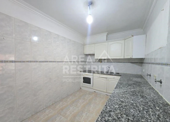 Apartamento T2 para Venda em Algueirão-Mem Martins Foto 7