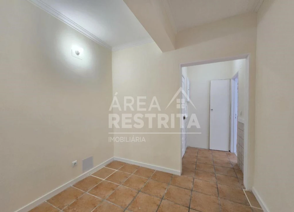 Apartamento T3 para Venda em Algueirão-Mem Martins Foto 20