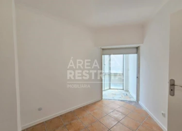Apartamento T3 para Venda em Algueirão-Mem Martins