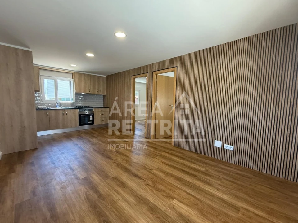 Moradia T2 para Venda em Fernao Ferro Foto 7