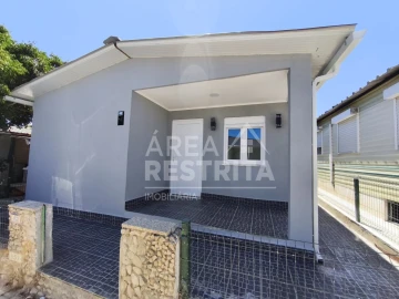 Moradia T2 para Venda em Fernao Ferro