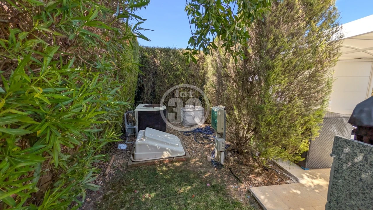 Moradia T3 para Venda em Albufeira e Olhos de Água Foto 16