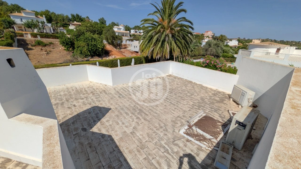 Moradia T3 para Venda em Albufeira e Olhos de Água Foto 18