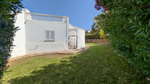 Moradia T3 para Venda em Albufeira e Olhos de Água