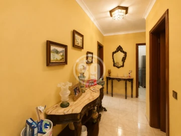 Apartamento T2 para Venda em Quelfes