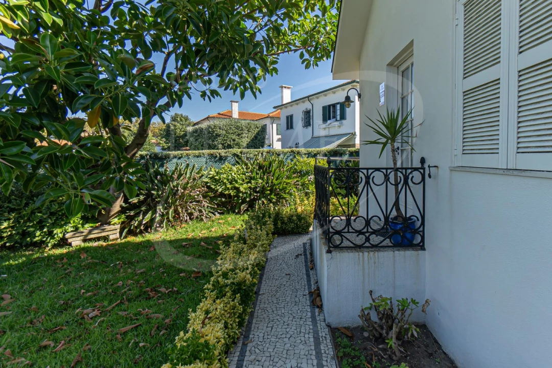 Moradia T3 para Venda em Arcozelo Foto 72