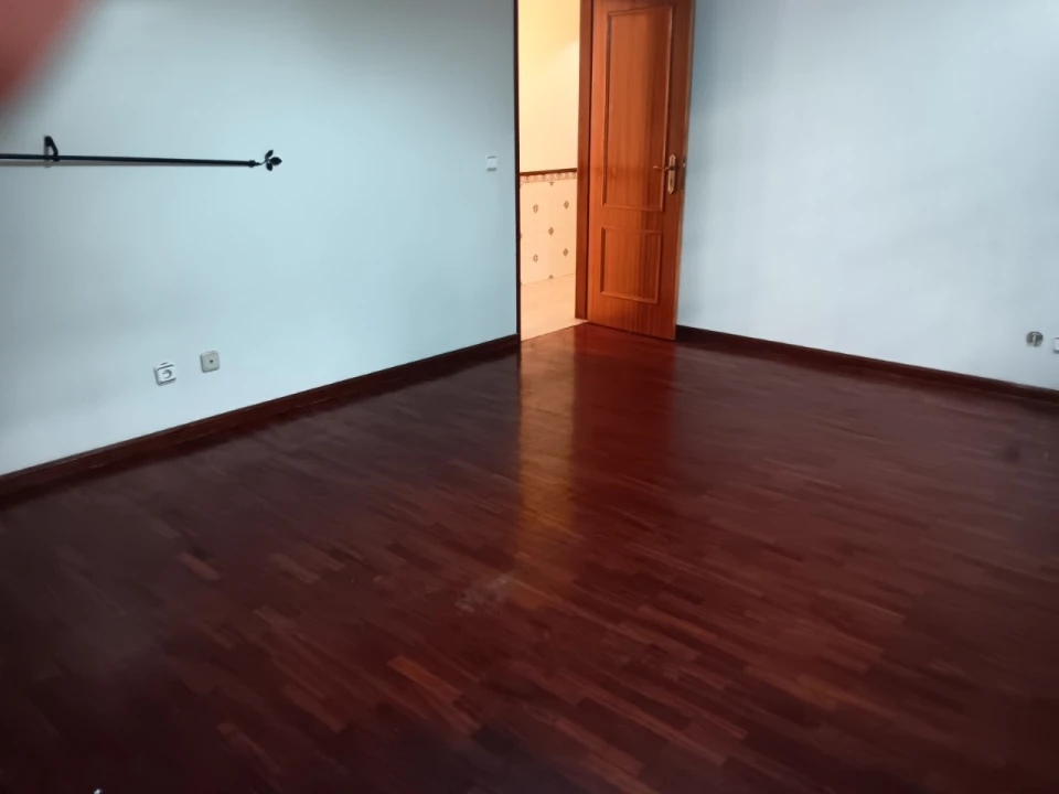Apartamento T2 para Venda em Algueirão-Mem Martins Foto 18