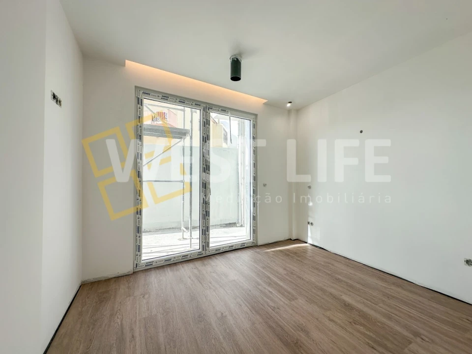 Apartamento T3 para Venda em Lourinhã e Atalaia Foto 7