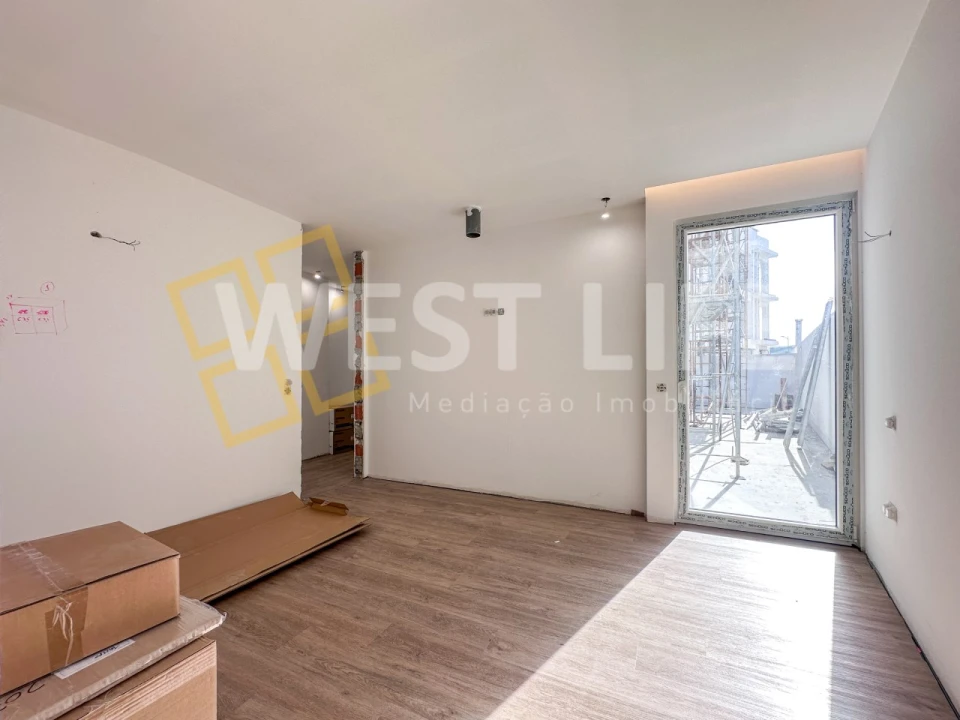 Apartamento T3 para Venda em Lourinhã e Atalaia Foto 8