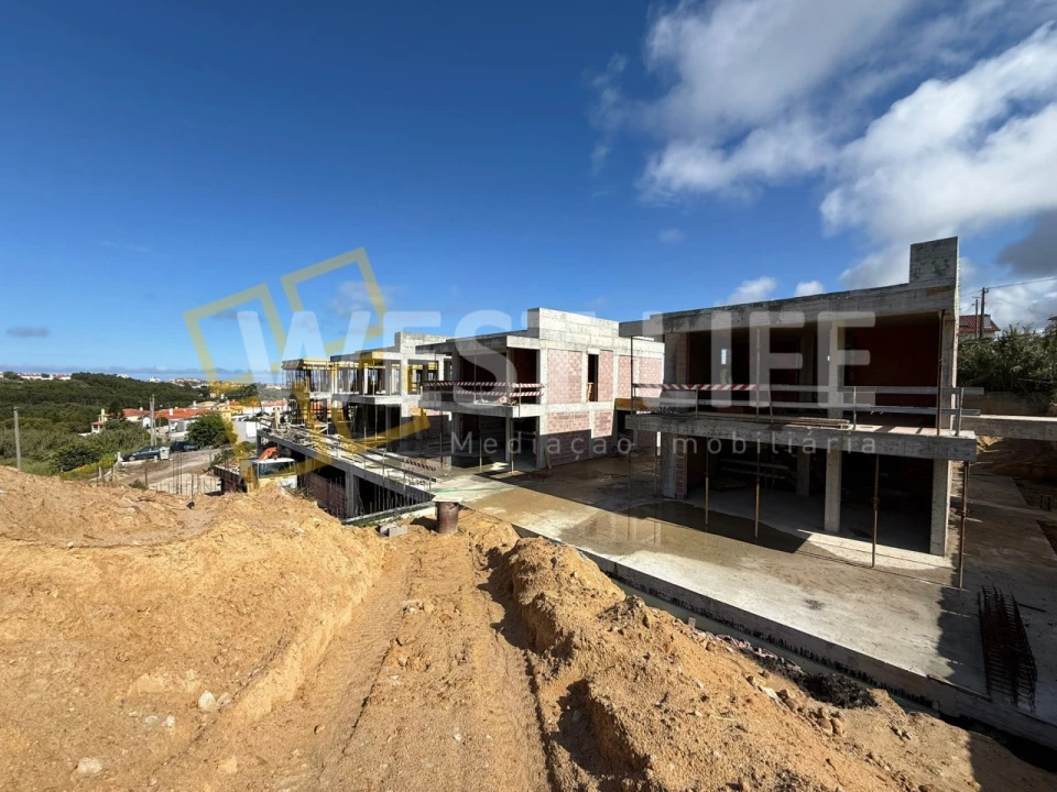 Moradia T3 para Venda em Ericeira Foto 3