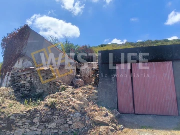 Moradia T2 para Venda em Igreja Nova e Cheleiros