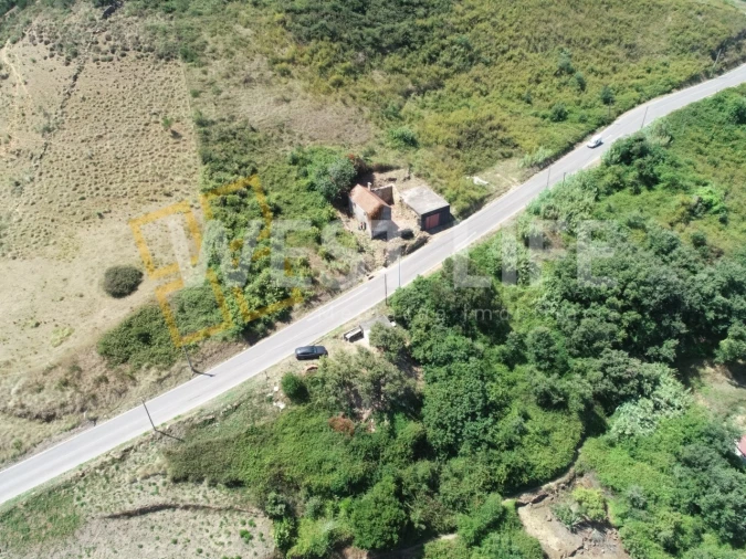 Moradia T2 para Venda em Igreja Nova e Cheleiros Foto 4