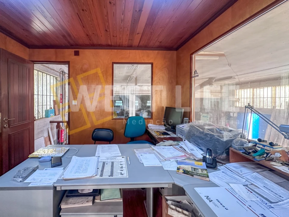 Armazém para Venda em Azueira e Sobral da Abelheira Foto 26
