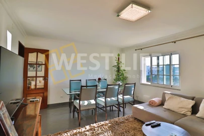 Apartamento T2 para Venda em Marvila