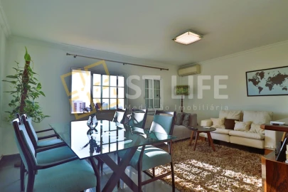 Apartamento T2 para Venda em Marvila