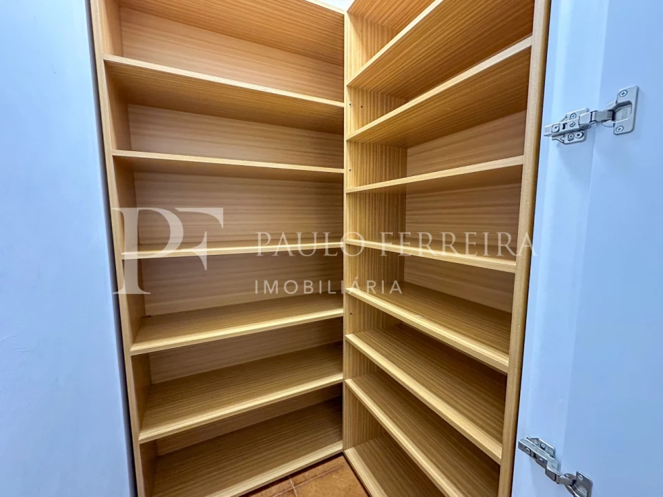 Quarto para Arrendamento em Vila Nova de Famalicão e Calendário Foto 9
