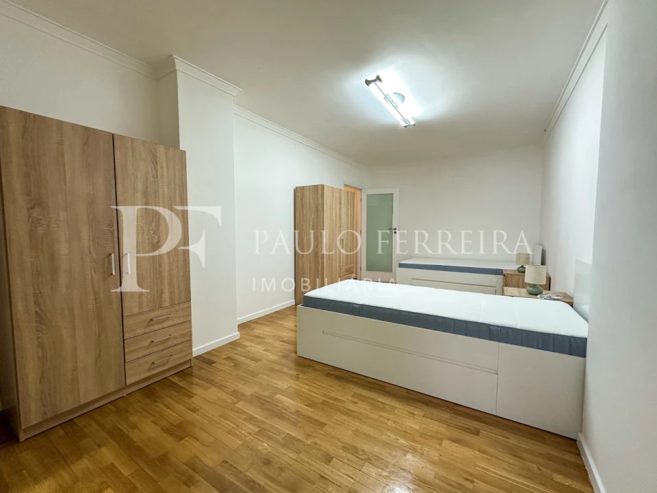 Quarto para Arrendamento em Vila Nova de Famalicão e Calendário Foto 15