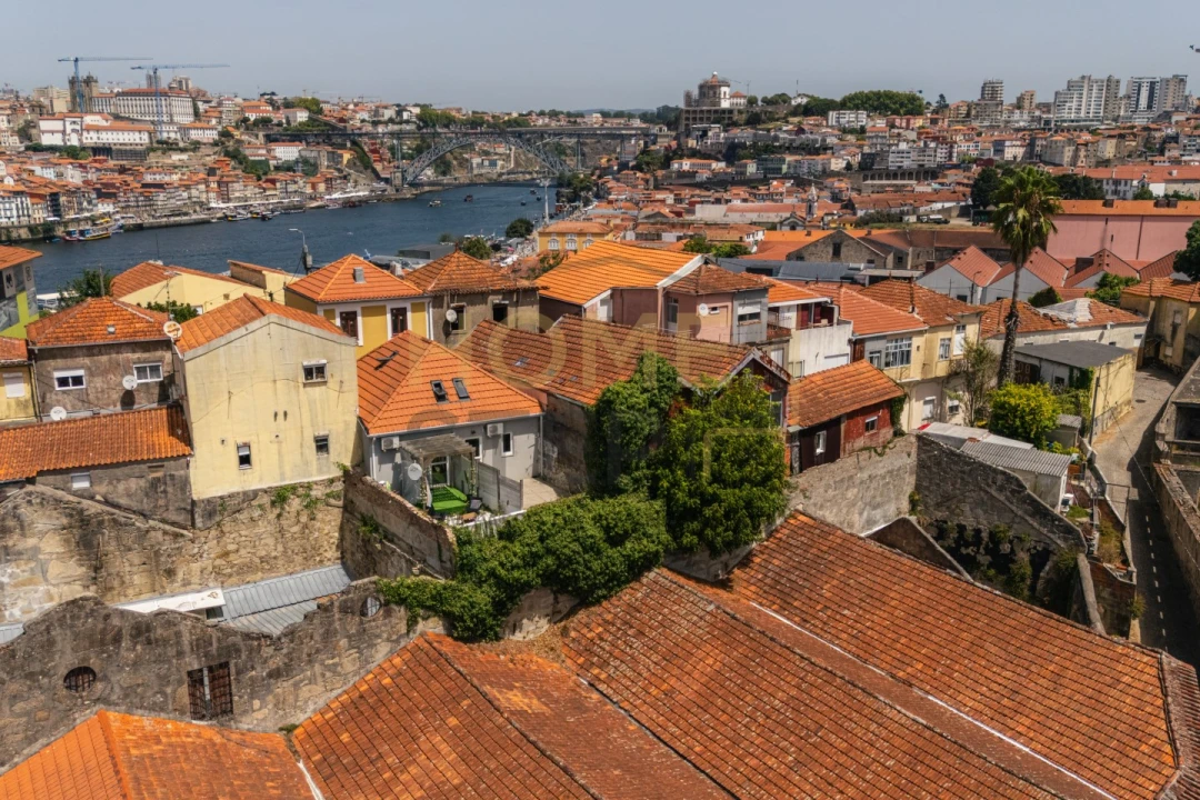 Moradia T2 para Venda em Santa Marinha e São Pedro da Afurada Foto 14