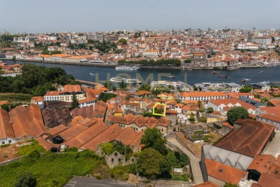 Moradia T2 para Venda em Santa Marinha e São Pedro da Afurada