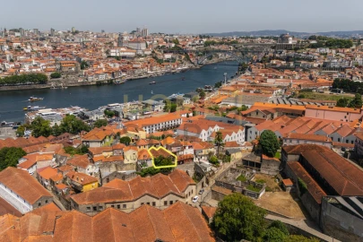 Moradia T2 para Venda em Santa Marinha e São Pedro da Afurada