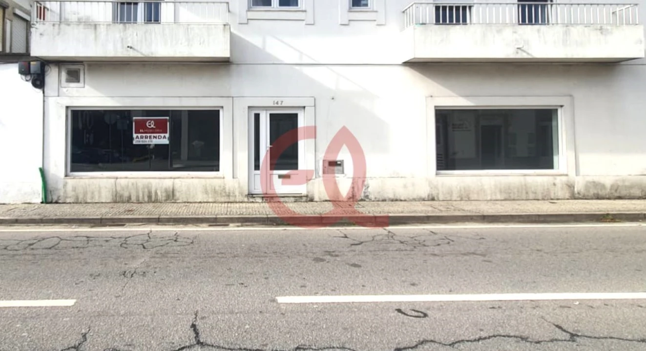 Loja para Arrendamento em Santa Maria Maior e Monserrate e Meadela Foto 2