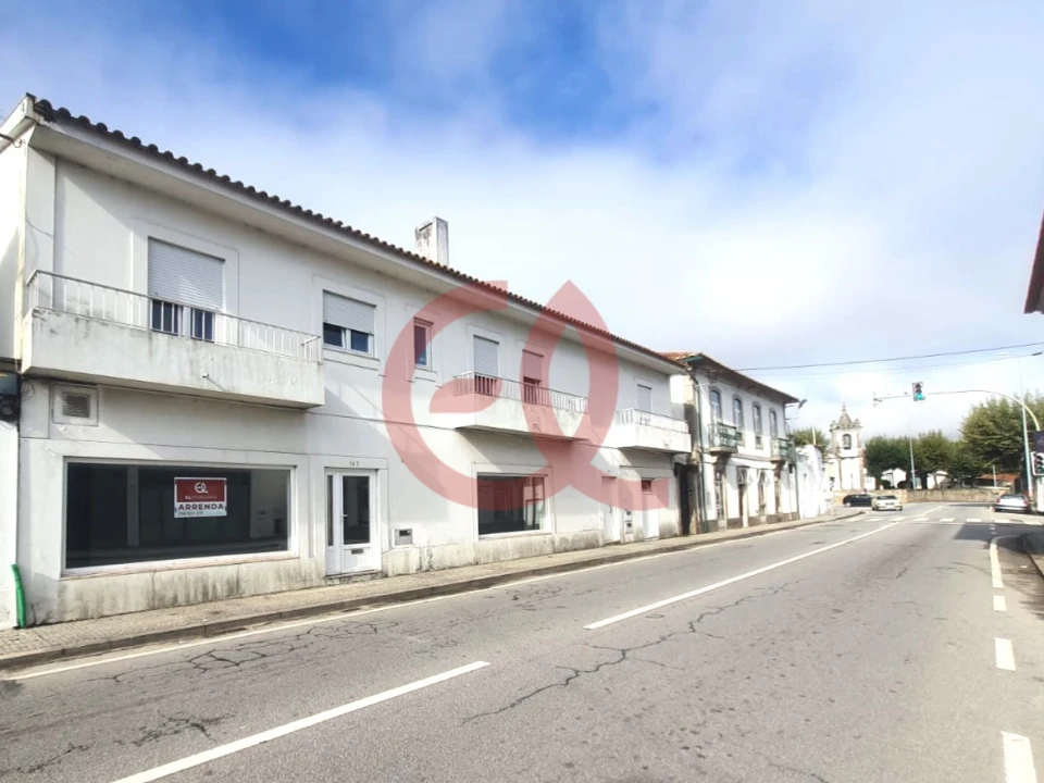 Loja para Arrendamento em Santa Maria Maior e Monserrate e Meadela Foto 3