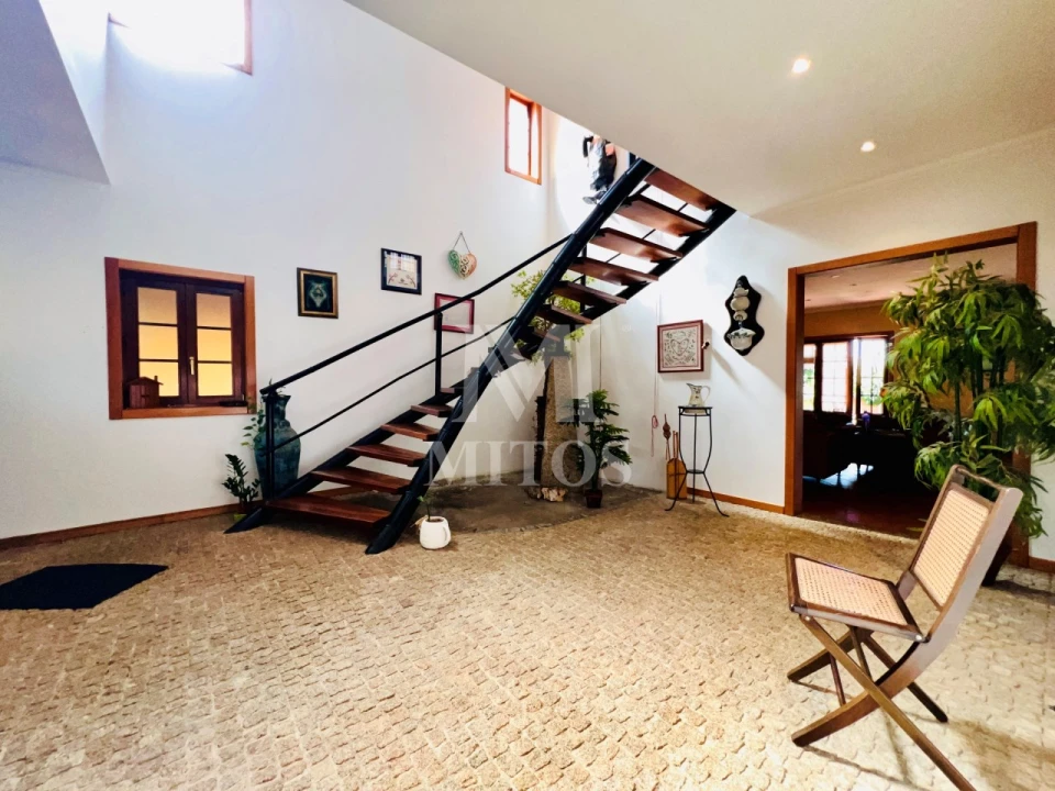 Moradia T4 para Venda em Santa Marta de Portuzelo Foto 9