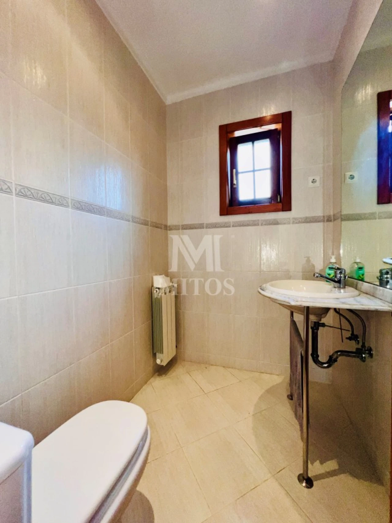 Moradia T4 para Venda em Santa Marta de Portuzelo Foto 11