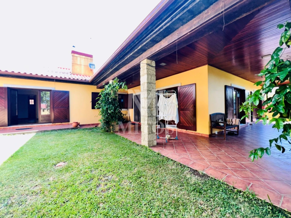 Moradia T4 para Venda em Santa Marta de Portuzelo Foto 26
