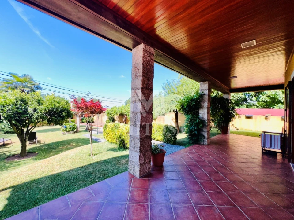 Moradia T4 para Venda em Santa Marta de Portuzelo Foto 27