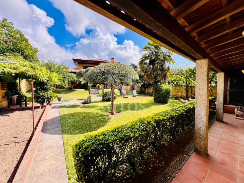 Moradia T4 para Venda em Santa Marta de Portuzelo Foto 31