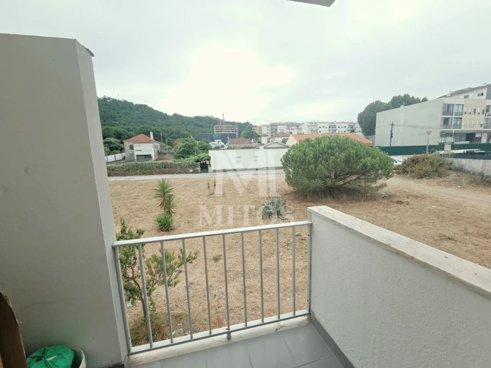 Apartamento T3 para Venda em Darque Foto 5