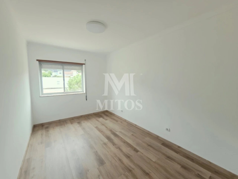 Apartamento T3 para Venda em Darque Foto 12