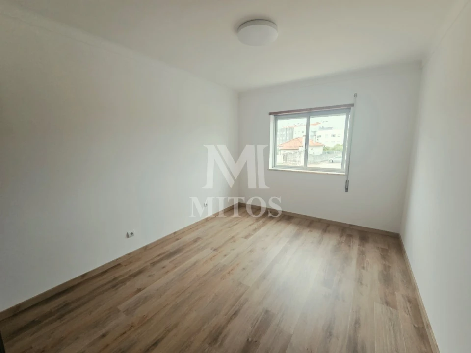 Apartamento T3 para Venda em Darque Foto 14