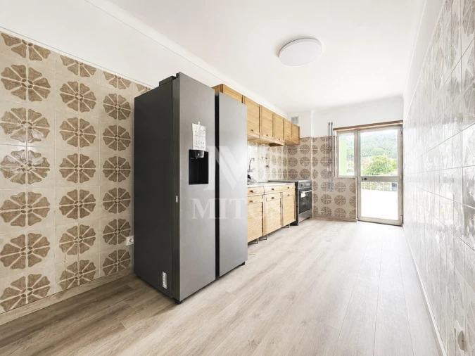 Apartamento T3 para Venda em Darque Foto 3