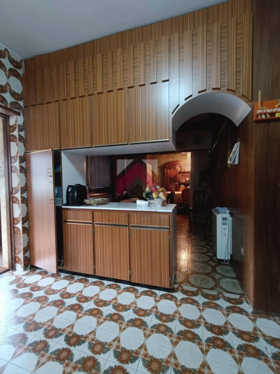 Moradia T7 para Venda em São João da Madeira Foto 6