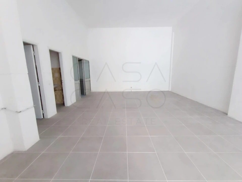 Loja para Arrendamento em Setubal (São Sebastião) Foto 4