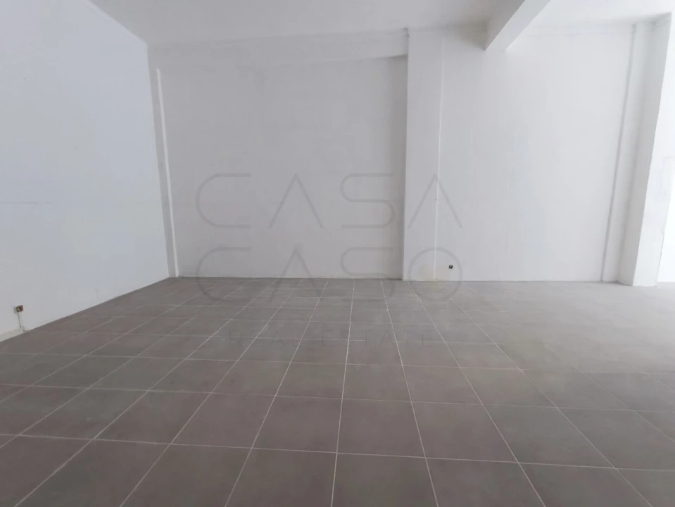 Loja para Arrendamento em Setubal (São Sebastião) Foto 8