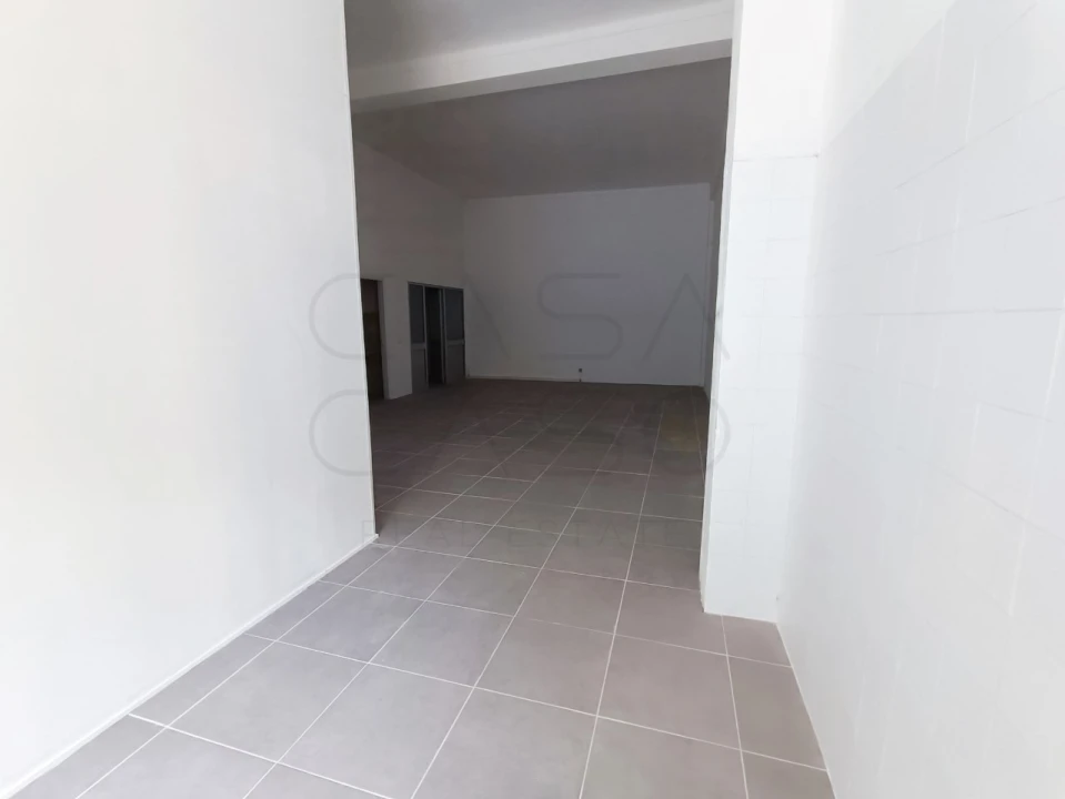Loja para Arrendamento em Setubal (São Sebastião) Foto 9
