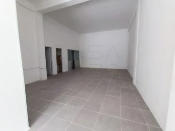 Loja para Arrendamento em Setubal (São Sebastião)