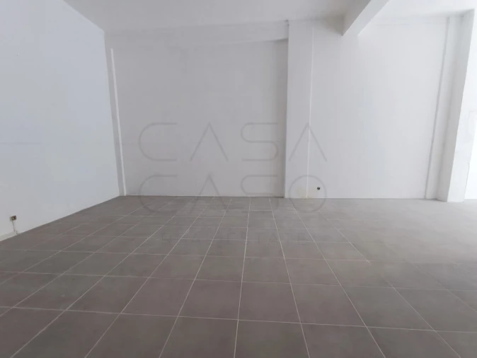 Loja para Arrendamento em Setubal (São Sebastião) Foto 8