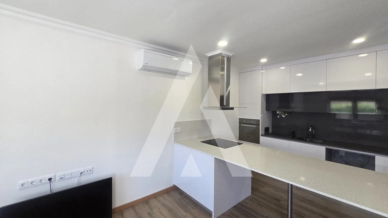 Apartamento T3 para Arrendamento em Venade e Azevedo Foto 4