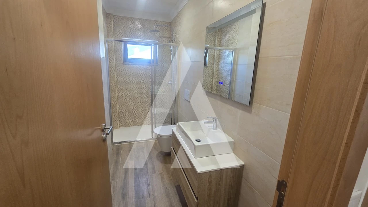 Apartamento T3 para Arrendamento em Venade e Azevedo Foto 10