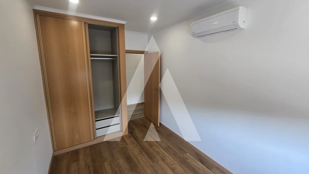 Apartamento T3 para Arrendamento em Venade e Azevedo Foto 15